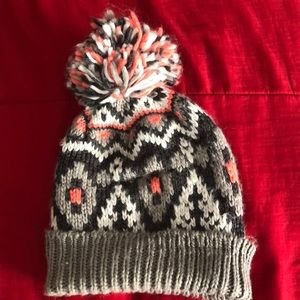 Tri-color Pom Beanie!